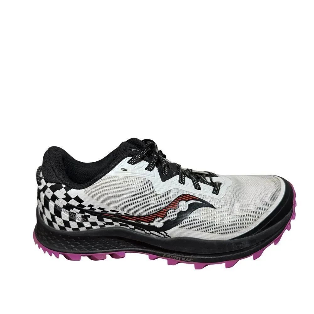 Saucony Women's peregrine 11 White and Black Athletic Shoes with Pink Soles